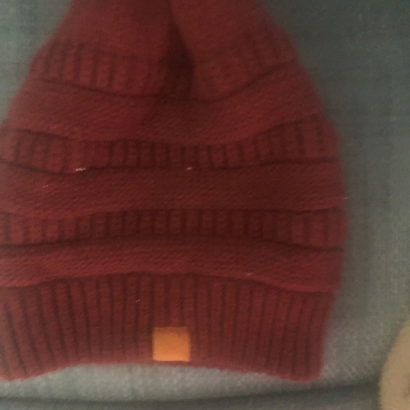 Winter hat - Picture 1 of 3